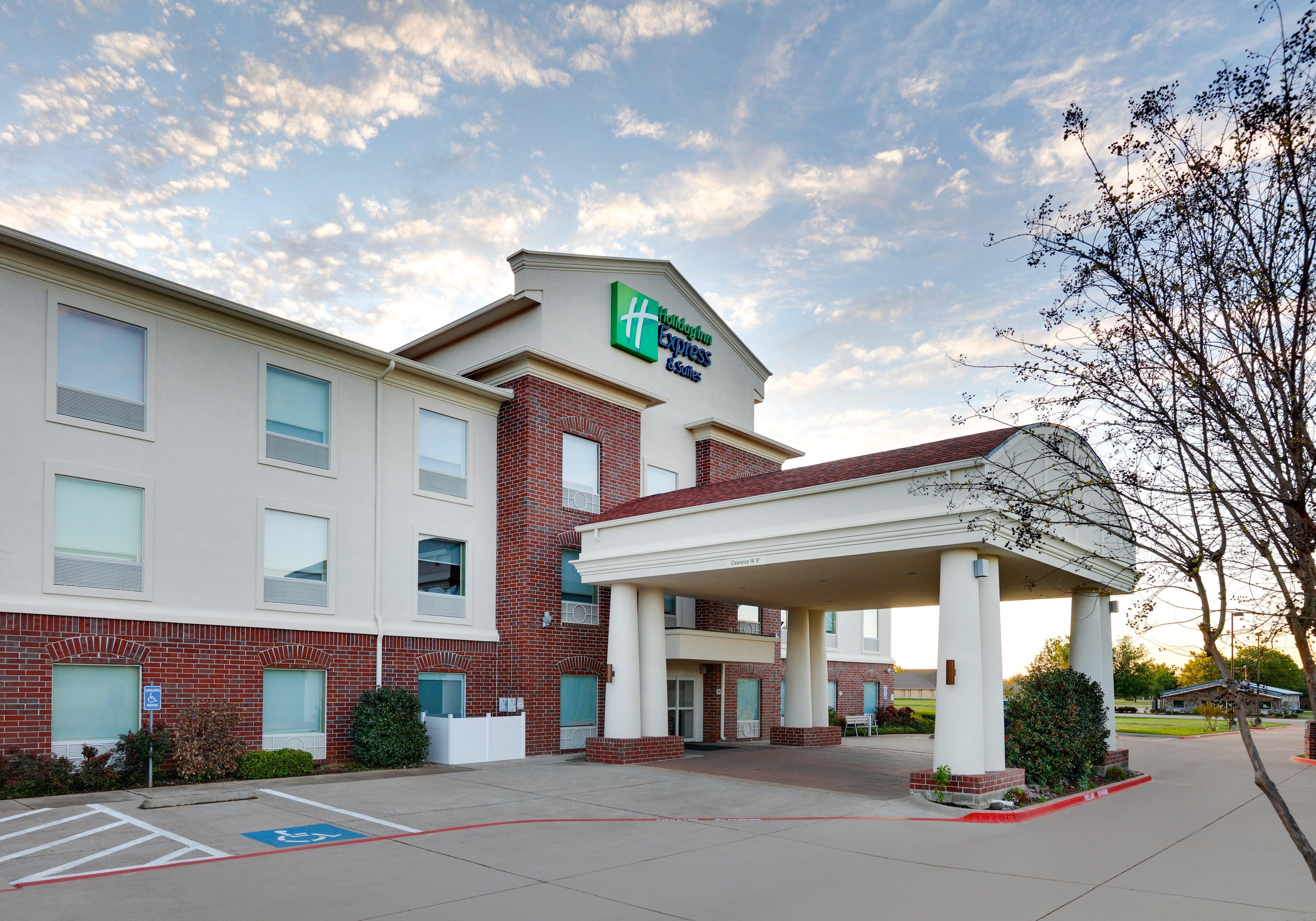 Holiday Inn Express Hotel & Suites Cleburne By Ihg Exteriér fotografie